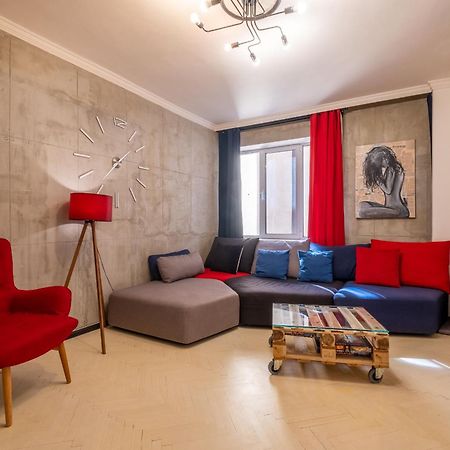 Modern , Spacious 2Br Apartment In Top Center Sofia Eksteriør bilde