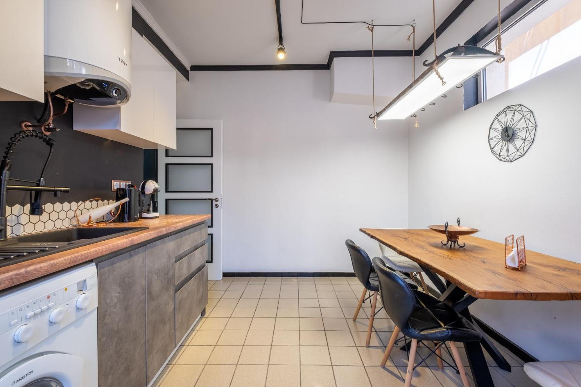 Modern , Spacious 2Br Apartment In Top Center Sofia Eksteriør bilde